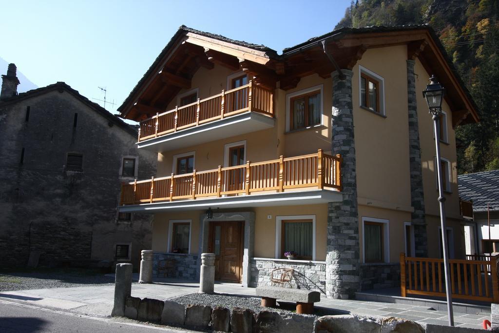 Villa Giuditta Residence Gaby Eksteriør billede